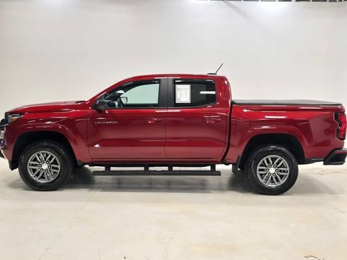 Used 2024 Chevrolet Colorado LT w/ LT Convenience Package II RWD image 3