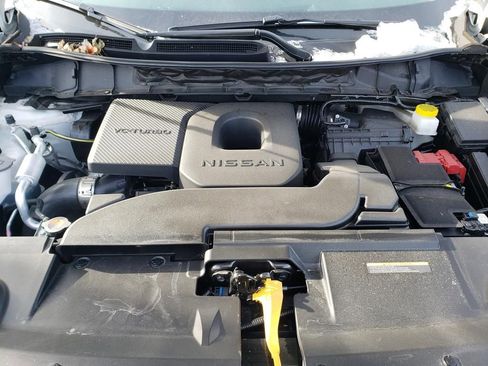 Used 2025 Nissan Murano SV image 12