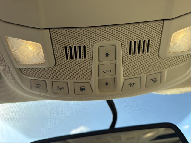 Used 2014 Ford Fusion SE w/ Equipment Group 202A FWD image 6