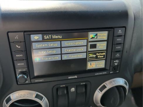 Certified 2016 Jeep Wrangler Sahara w/ Mopar Chrome Edition Group image 17