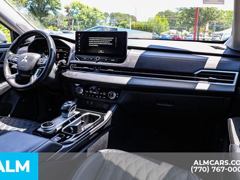 Used 2025 Mitsubishi Outlander SEL FWD image 31
