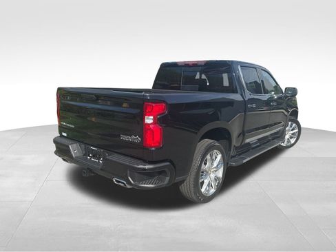 Used 2022 Chevrolet Silverado 1500 High Country w/ High Country Premium Package image 6