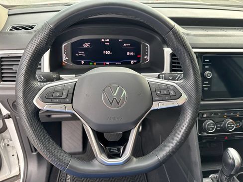 Used 2023 Volkswagen Atlas SEL R-Line AWD/4WD image 31