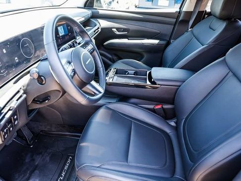 Used 2025 Hyundai Tucson SEL AWD/4WD image 23