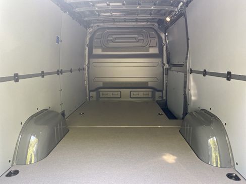 New 2024 Mercedes-Benz Sprinter 2500 image 16