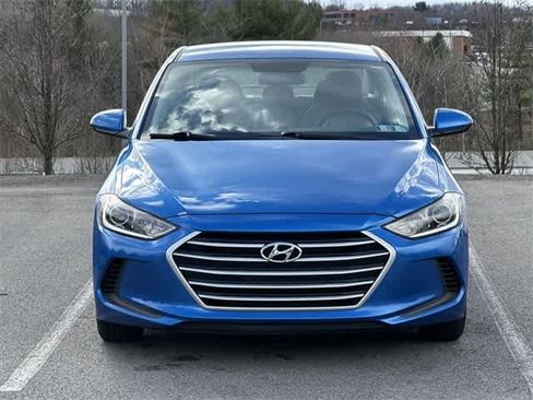 Used 2017 Hyundai Elantra SE image 24