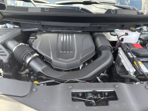 New 2026 GMC Acadia Elevation w/ Elevation Premium Package AWD/4WD image 19