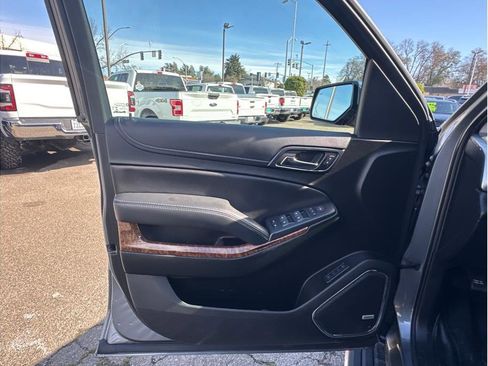 Used 2019 Chevrolet Tahoe Premier w/ Premier Plus Edition image 15