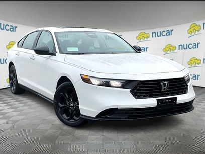 New 2025 Honda Accord SE