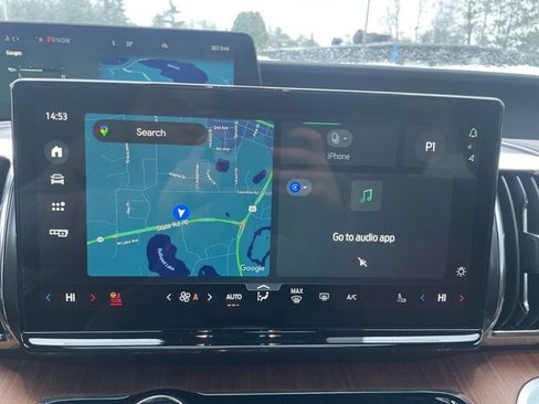 New 2025 Ford Expedition King Ranch image 34