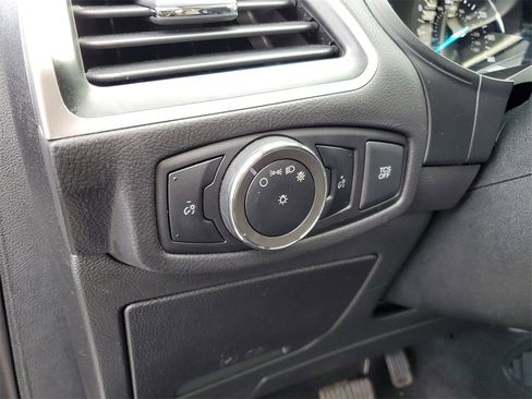 Certified 2024 Ford Edge SEL image 13