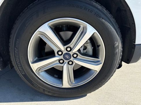 Used 2019 Ford Edge SEL w/ Equipment Group 201A image 11