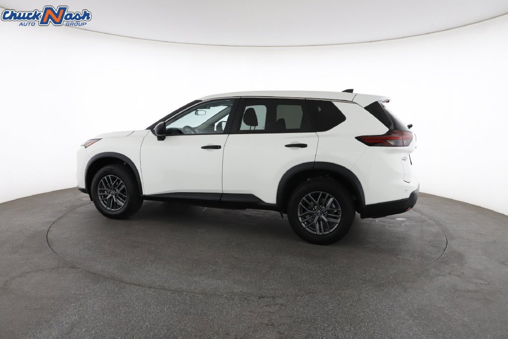 Used 2024 Nissan Rogue S FWD image 8