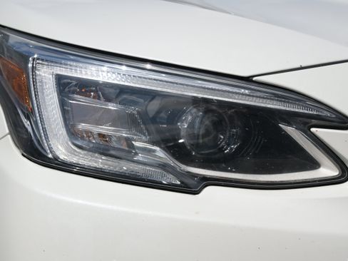 Used 2021 Subaru Outback Limited XT AWD/4WD image 11