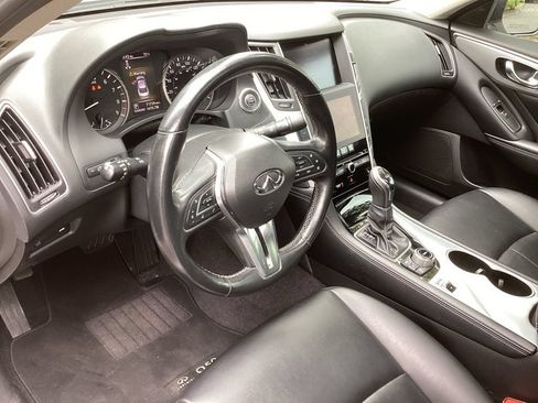 Used 2021 INFINITI Q50 Luxe RWD image 11