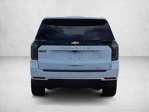 Used 2025 Chevrolet Suburban LT w/ Advanced Technology Package RWD image 6