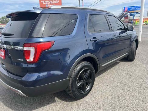 Used 2016 Ford Explorer XLT w/ Equipment Group 201A AWD/4WD image 5