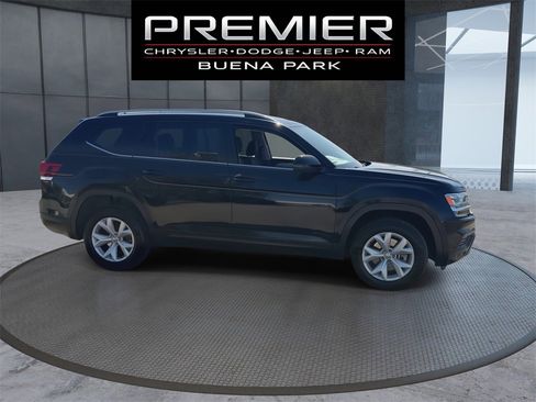 Used 2019 Volkswagen Atlas S image 9
