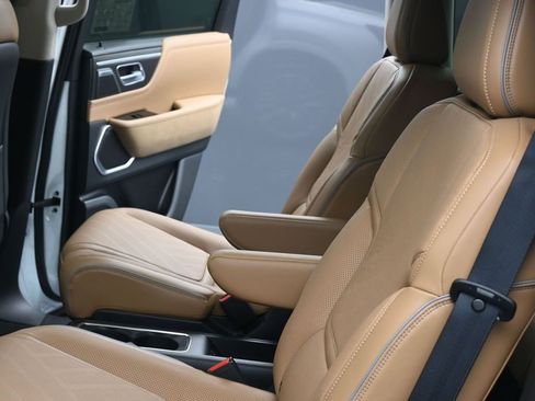 New 2026 INFINITI QX80 Luxe w/ Cargo Package image 21