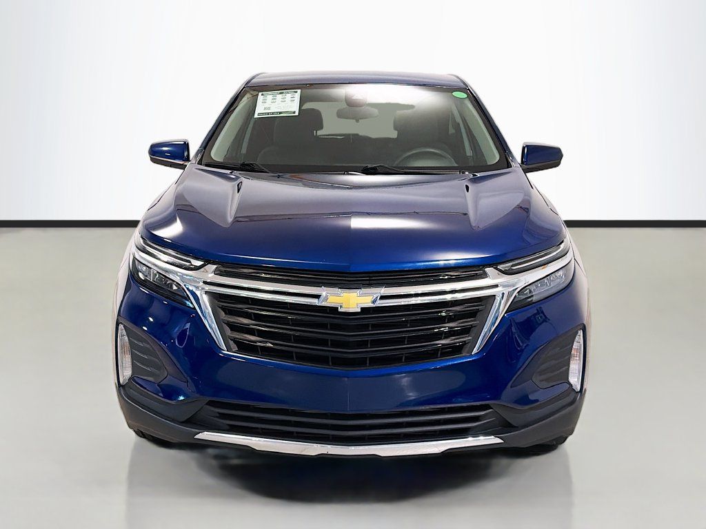 Used 2022 Chevrolet Equinox LT FWD image 2