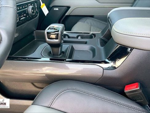 Used 2025 Chevrolet Silverado 1500 ZR2 w/ Technology Package image 14