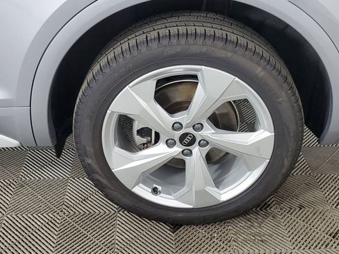 Certified 2024 Audi Q5 2.0T Premium Plus image 18