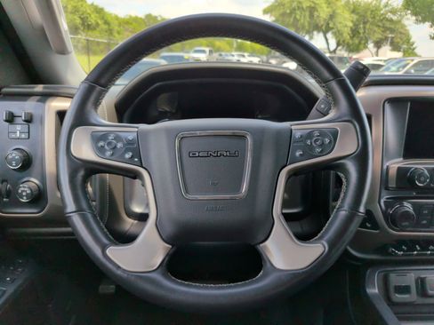 Used 2016 GMC Sierra 2500 Denali w/ Duramax Plus Package AWD/4WD image 22