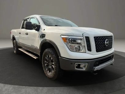 Used 2017 Nissan Titan PRO-4X w/ Pro-4x Convenience Package