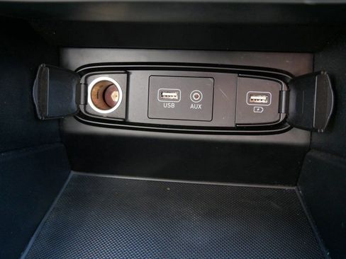 Used 2019 Hyundai Santa Fe Limited image 20