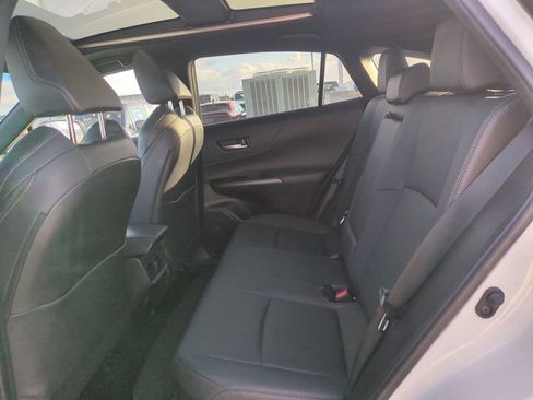 Used 2024 Toyota Venza Nightshade image 15