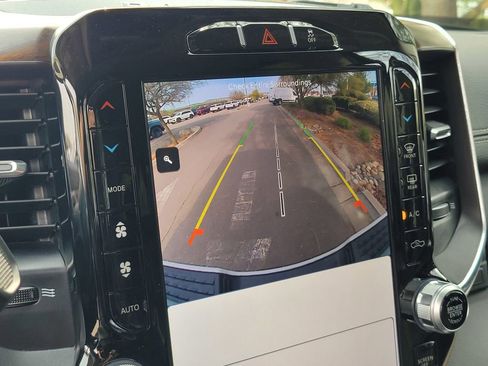 Used 2024 RAM 2500 Laramie image 21