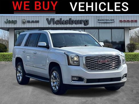Used 2018 GMC Yukon Denali w/ Open Road Package AWD/4WD image 1