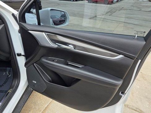 Used 2020 Cadillac XT5 Sportv AWD/4WD image 16