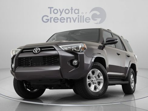 Used 2021 Toyota 4Runner Limited AWD/4WD image 2
