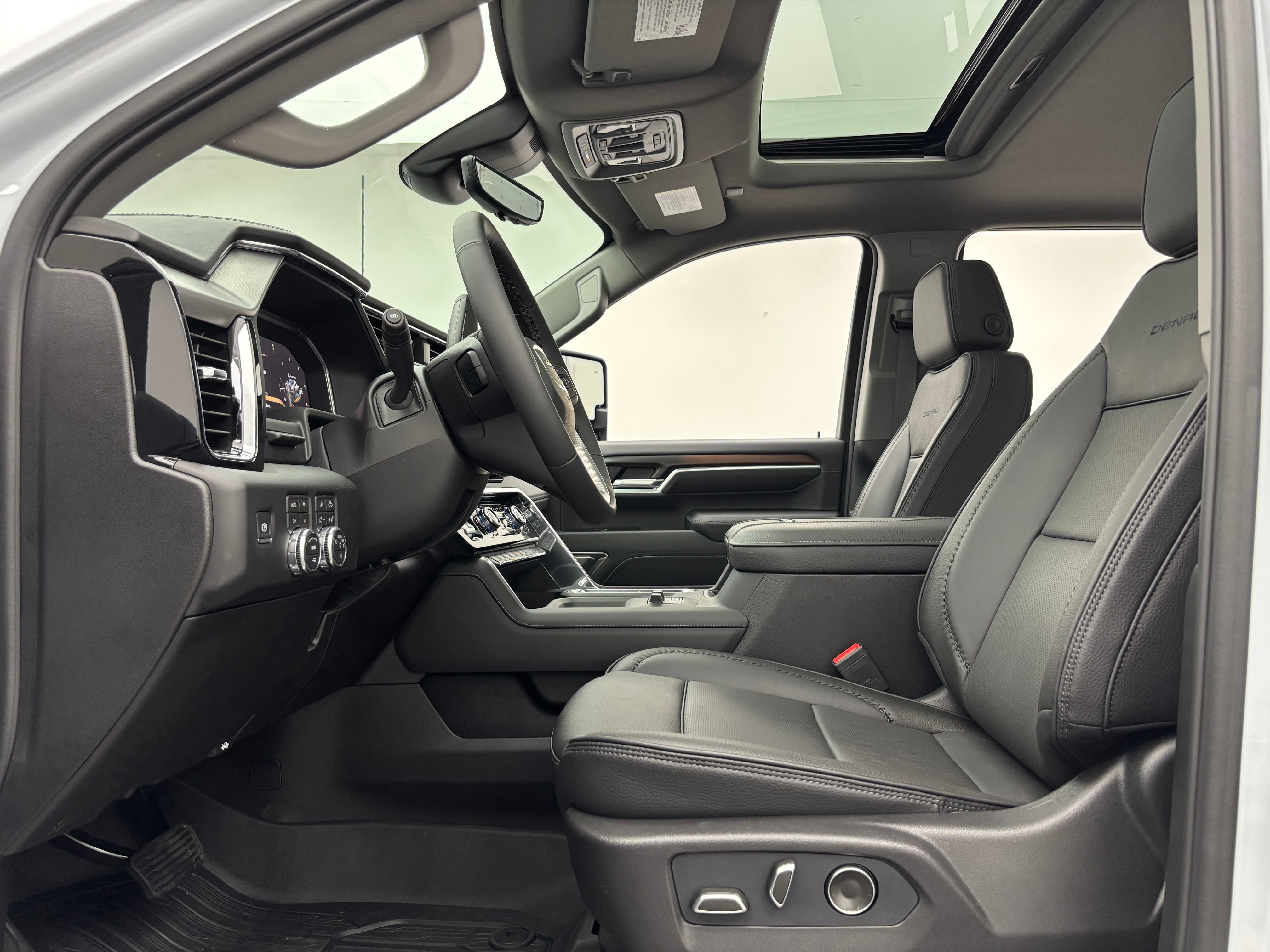 New 2026 GMC Sierra 3500 Denali AWD/4WD image 21