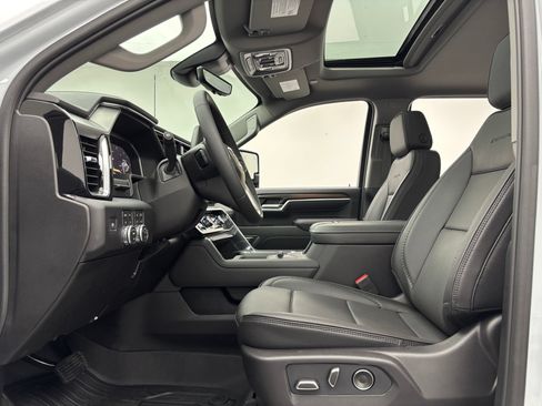 New 2026 GMC Sierra 3500 Denali w/ Denali Reserve Package AWD/4WD image 21
