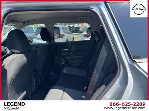 Used 2024 Nissan Rogue SV AWD/4WD image 12