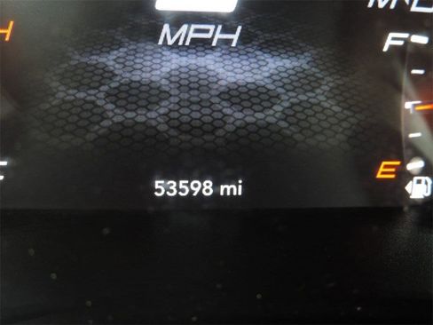 Used 2020 Dodge Charger SXT w/ Blacktop Package image 21