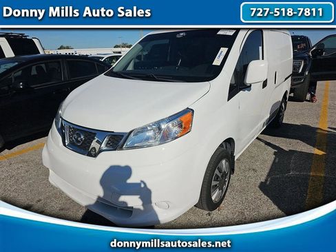 Used 2019 Nissan NV200 SV image 1