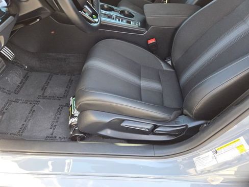 Used 2025 Honda Civic Sport image 13