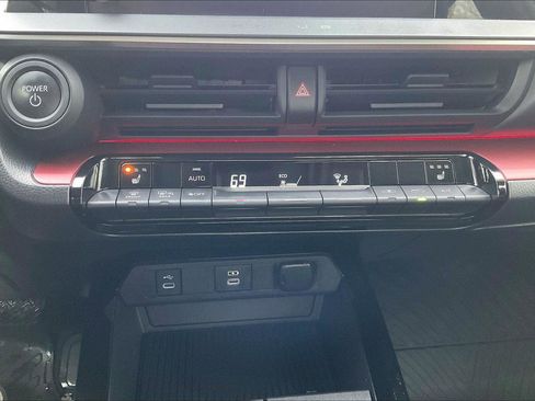 Used 2023 Toyota Prius Prime image 23