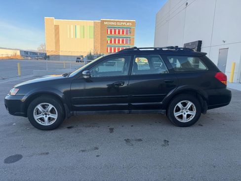 Used 2005 Subaru Outback 2.5XT Limited image 3