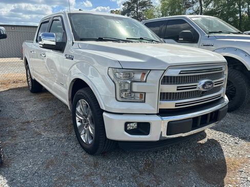 Used 2016 Ford F150 Platinum w/ Equipment Group 701A Luxury RWD image 2