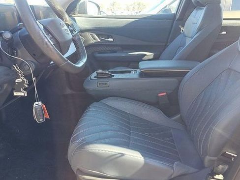 Used 2024 Nissan Ariya AWD image 3