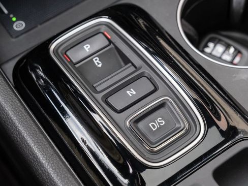 Used 2025 Honda Pilot Black Edition image 20
