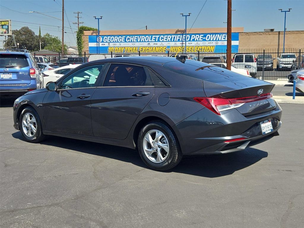 Used 2022 Hyundai Elantra SE w/ Cargo Package FWD image 29