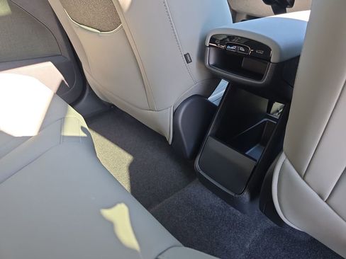 New 2026 Volvo EX30 Ultra image 11