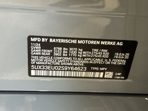 Certified 2025 BMW X5 M60i image 38