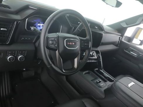 Used 2026 GMC Sierra 2500 AT4 w/ AT4 Premium Plus Package AWD/4WD image 15