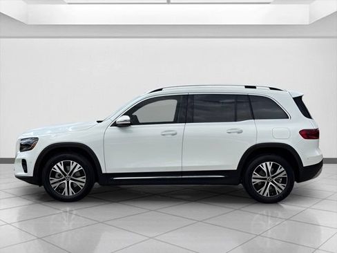 Certified 2025 Mercedes-Benz GLB 250 image 5